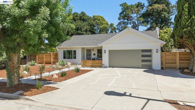 36340 Cypress Point Dr, Newark, CA 94560