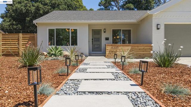 36340 Cypress Point Dr, Newark, CA 94560