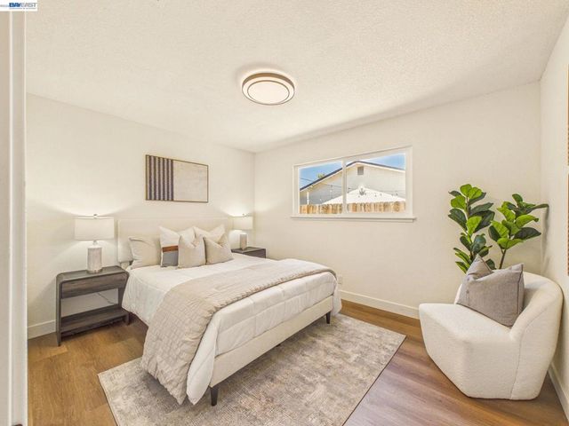 36340 Cypress Point Dr, Newark, CA 94560