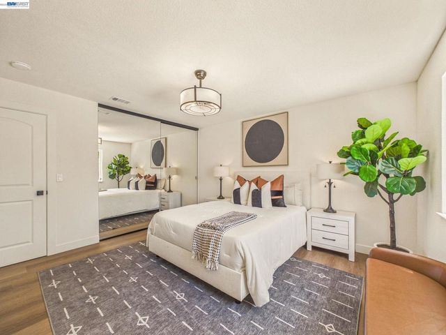 36340 Cypress Point Dr, Newark, CA 94560