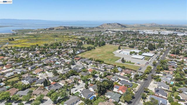 36340 Cypress Point Dr, Newark, CA 94560