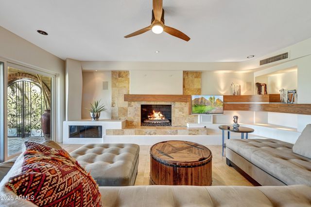 6601 E LONE MOUNTAIN Road N, Cave Creek, AZ 85331