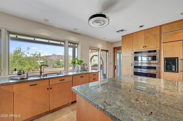 6601 E LONE MOUNTAIN Road N, Cave Creek, AZ 85331