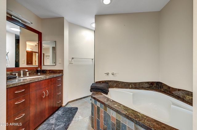 6601 E LONE MOUNTAIN Road N, Cave Creek, AZ 85331