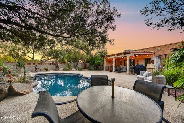 6601 E LONE MOUNTAIN Road N, Cave Creek, AZ 85331