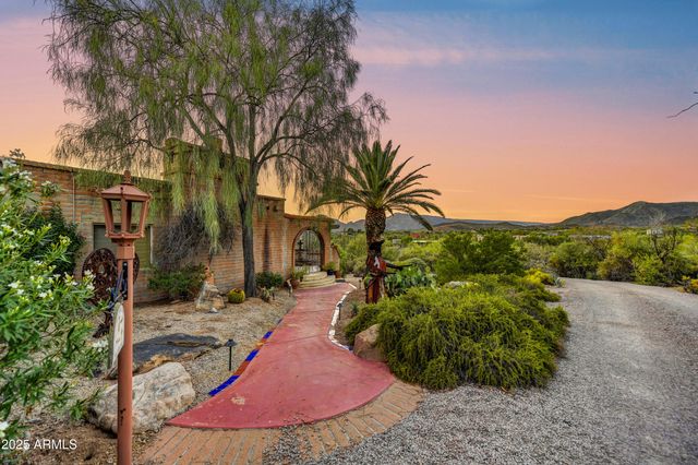 6601 E LONE MOUNTAIN Road N, Cave Creek, AZ 85331