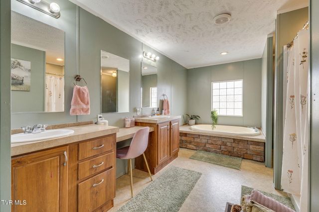 1576 Corby Bridge Road, Chuckey, TN 37641