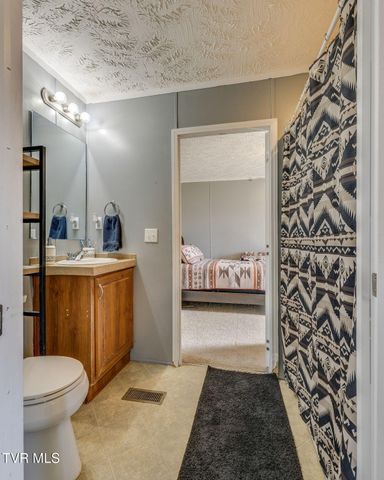 1576 Corby Bridge Road, Chuckey, TN 37641