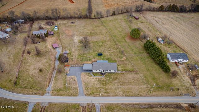 1576 Corby Bridge Road, Chuckey, TN 37641
