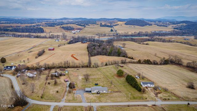 1576 Corby Bridge Road, Chuckey, TN 37641