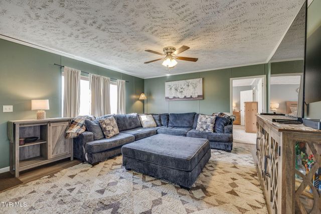 1576 Corby Bridge Road, Chuckey, TN 37641