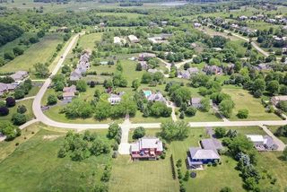 415 Laurine Court, Spring Grove, IL 60081