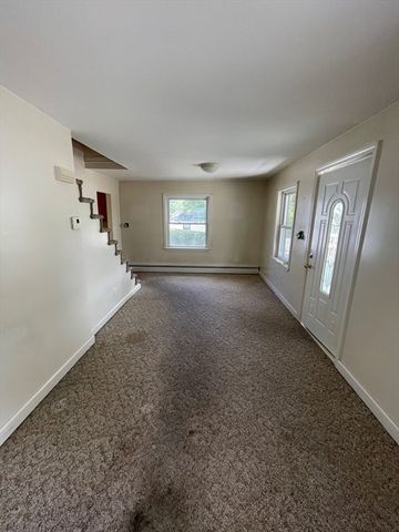 35 Sparks Street, Lowell, MA 01854