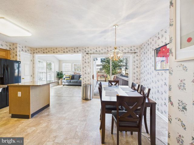 5110 WINDERMERE CIR, Baltimore, MD 21237