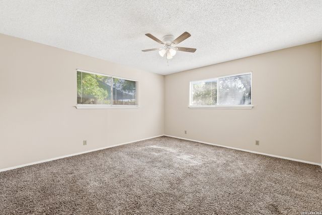 5416 RAMBOWLLETTE DR, San Antonio, TX 78247