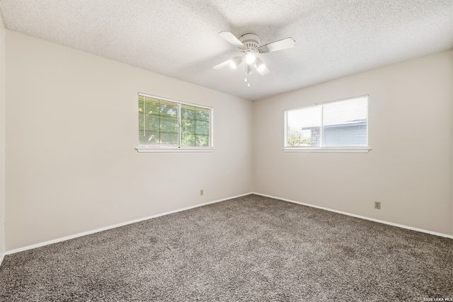 5416 RAMBOWLLETTE DR, San Antonio, TX 78247