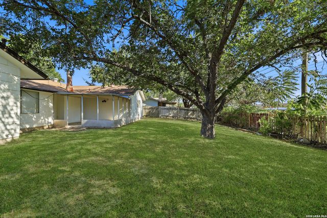 5416 RAMBOWLLETTE DR, San Antonio, TX 78247