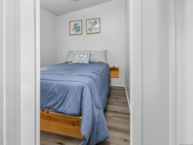 10323 HILLBROOK RD, Schertz, TX 78108