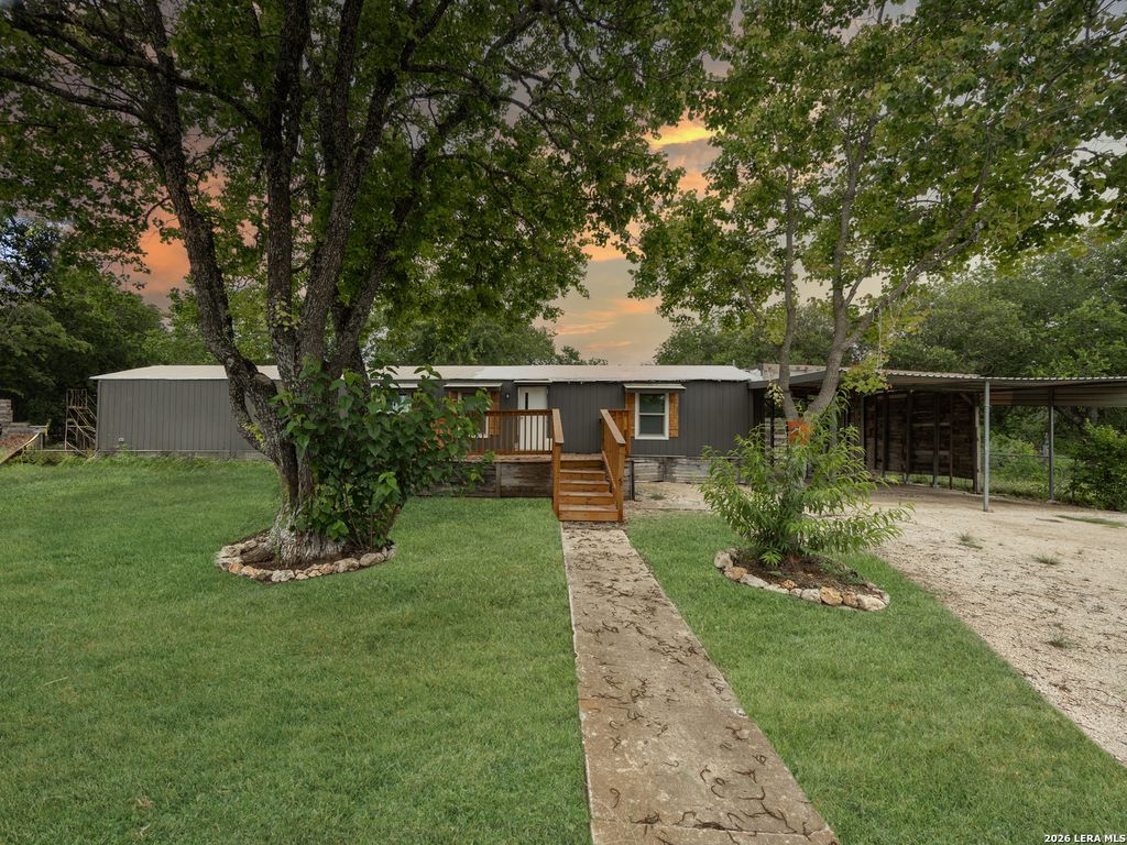 10323 HILLBROOK RD, Schertz, TX 78108