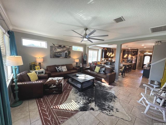 13438 Canyon Mdw, San Antonio, TX 78254