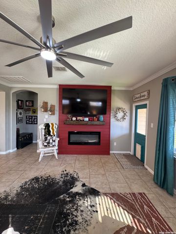 13438 Canyon Mdw, San Antonio, TX 78254