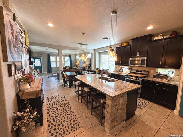 13438 Canyon Mdw, San Antonio, TX 78254