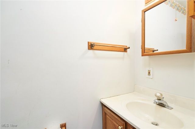 305 Hayes Avenue, Cuyahoga Falls, OH 44221