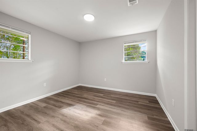 6415 Vineyard Dr, Baton Rouge, LA 70812