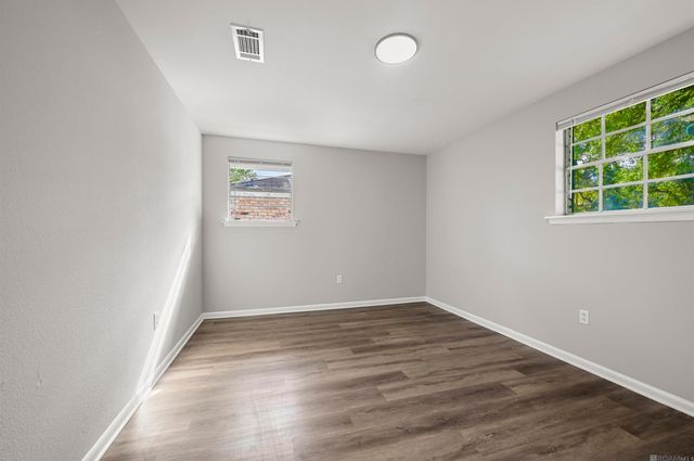 6415 Vineyard Dr, Baton Rouge, LA 70812