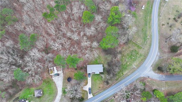 1021 Newtown Creek Loop NE, Calhoun, GA 30701