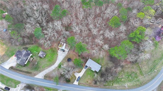 1021 Newtown Creek Loop NE, Calhoun, GA 30701