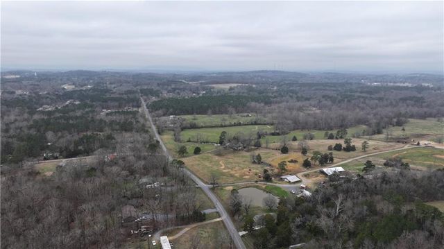 1021 Newtown Creek Loop NE, Calhoun, GA 30701