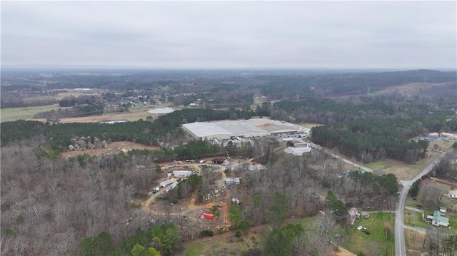 1021 Newtown Creek Loop NE, Calhoun, GA 30701