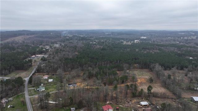 1021 Newtown Creek Loop NE, Calhoun, GA 30701