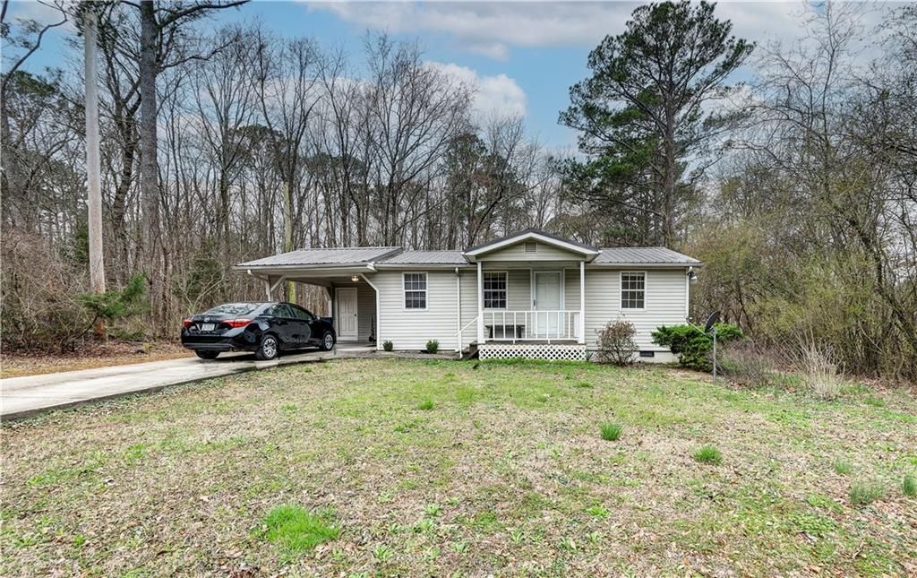 1021 Newtown Creek Loop NE, Calhoun, GA 30701