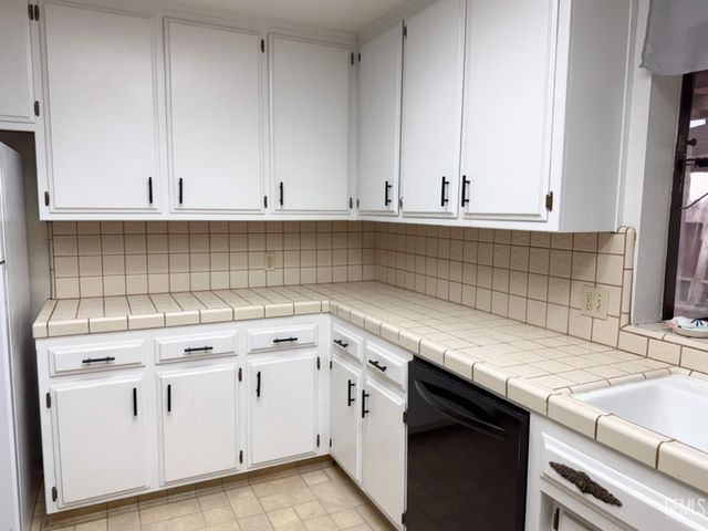 3105 Fortune Street, Bakersfield, CA 93313