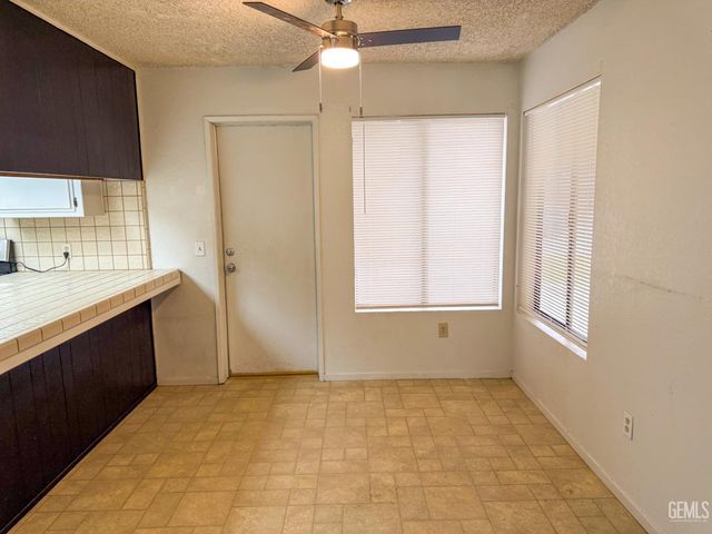 3105 Fortune Street, Bakersfield, CA 93313