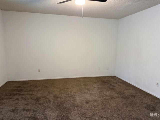 3105 Fortune Street, Bakersfield, CA 93313