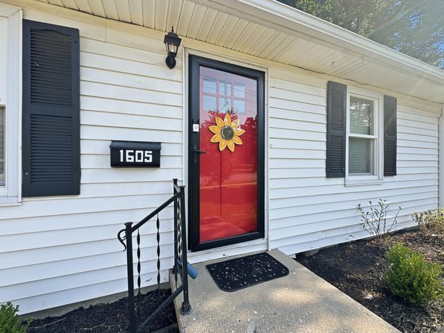 1605 W WORLEY ST, Columbia, MO 65203