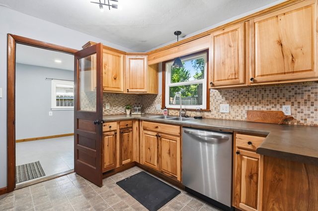 1605 W WORLEY ST, Columbia, MO 65203