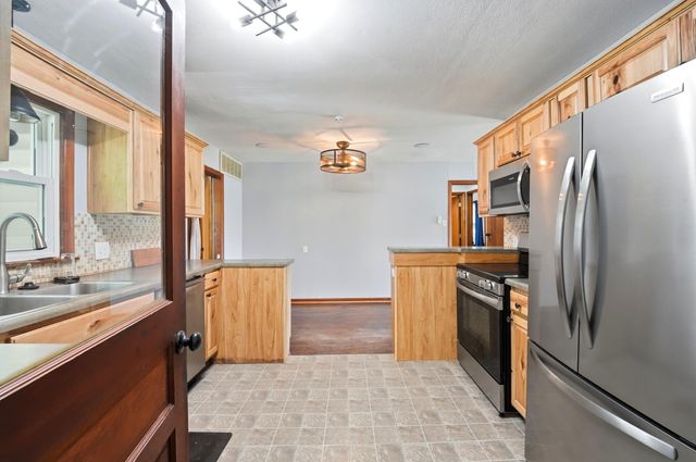 1605 W WORLEY ST, Columbia, MO 65203