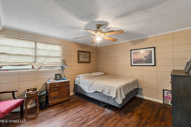 156 Balboa Drive, Hattiesburg, MS 39402