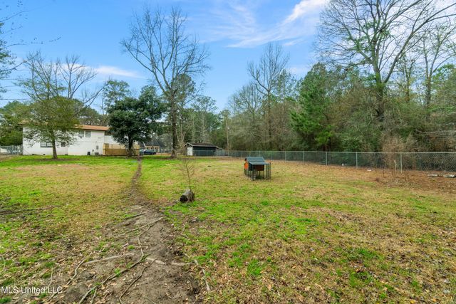 156 Balboa Drive, Hattiesburg, MS 39402