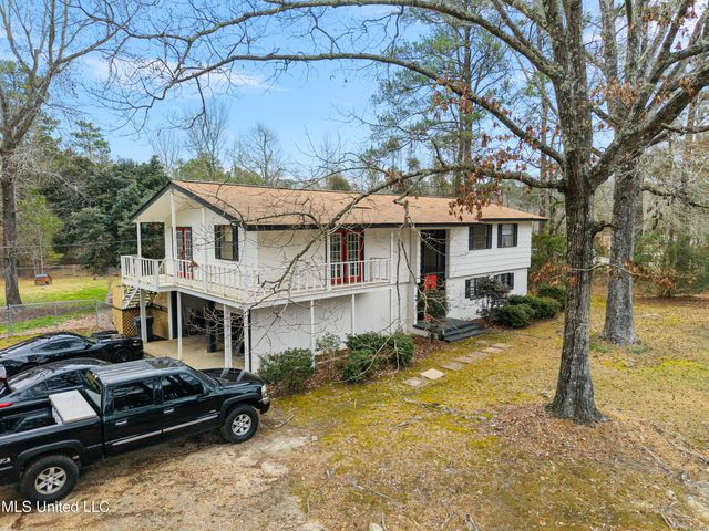 156 Balboa Drive, Hattiesburg, MS 39402