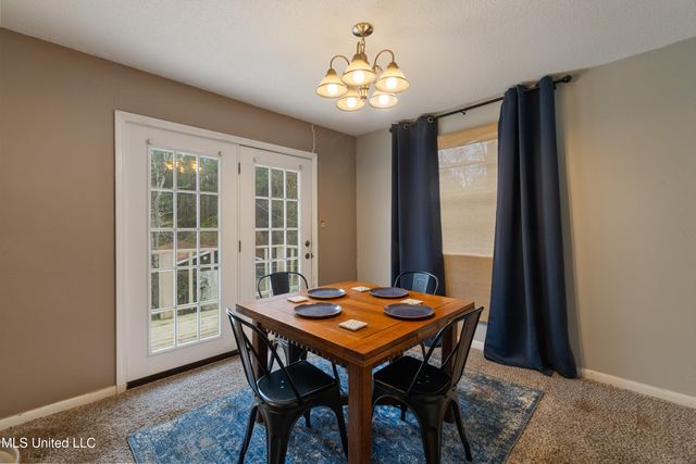 156 Balboa Drive, Hattiesburg, MS 39402