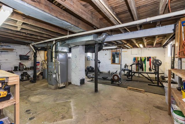 800 W Wills Avenue, Muncie, IN 47303