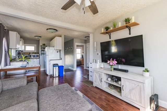 800 W Wills Avenue, Muncie, IN 47303