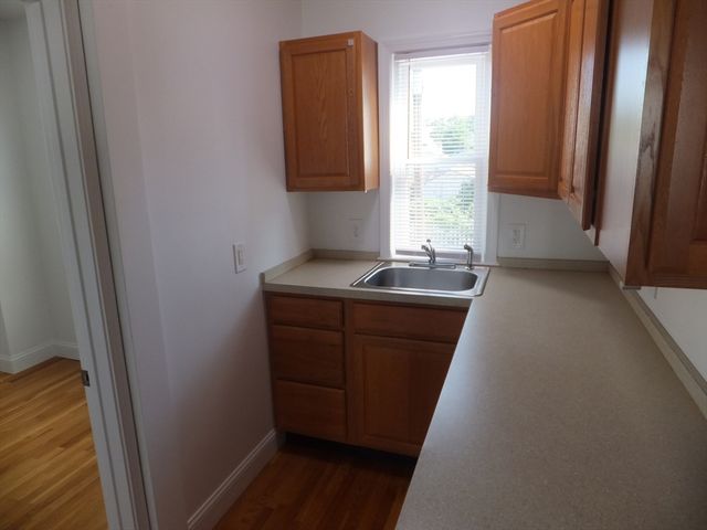 28 River St 1, Quincy, MA 02169