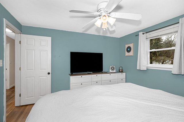 4 Kittery Drive, Nashua, NH 03062