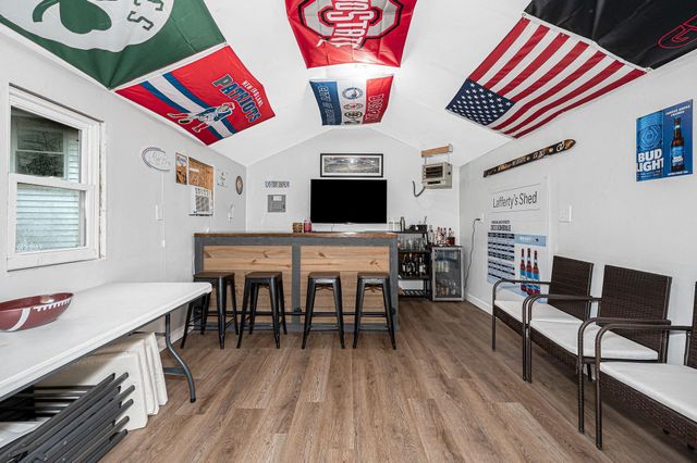 4 Kittery Drive, Nashua, NH 03062